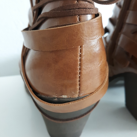 Adorable womens heeled booties, size 11 - Picture 12 of 15